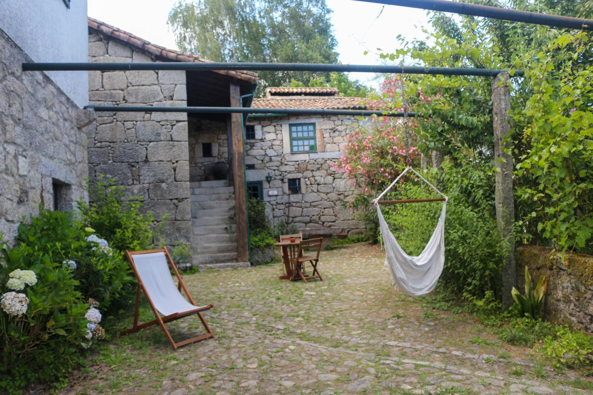 Casa Campo Das Bizarras Castro Daire Exterior foto